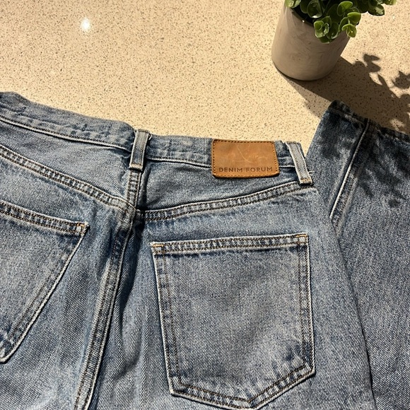 Denim Forum Sz 24 The Joni High Rise Loose Jeans 29L from Aritzia in Size 24 - Picture 10 of 16